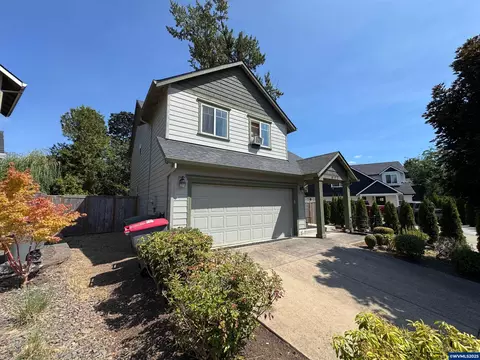 697 SE Millright Ave, Mcminnville, OR 97128