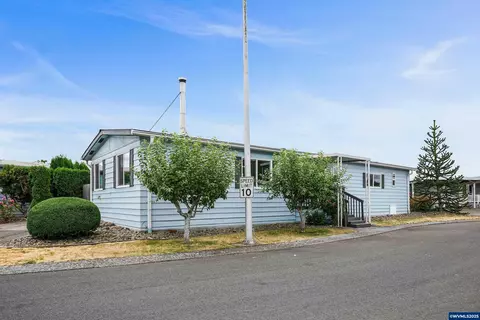 5422 Portland Rd NE #55, Salem, OR 97305