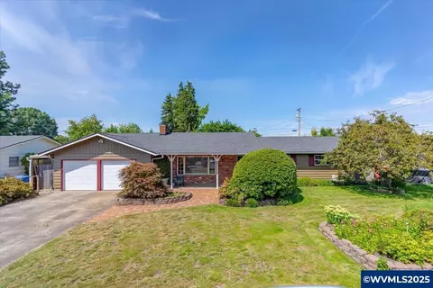 3257 Ladd Ave NE, Salem, OR 97301