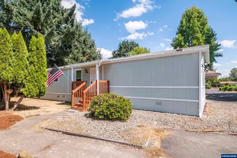 5050 Columbus St SE #20, Albany, OR 97322