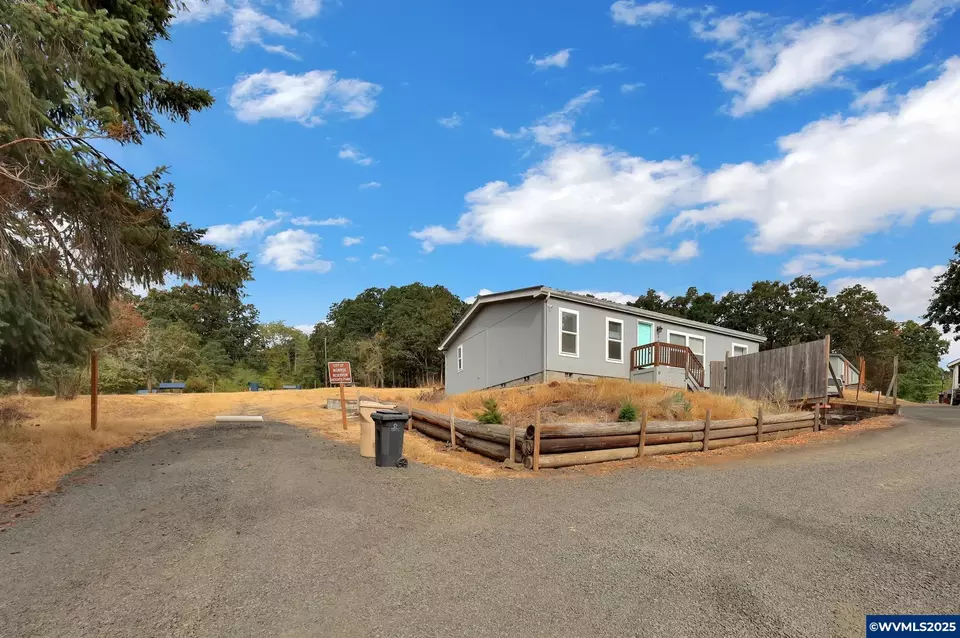  991 Main St, Monroe, OR 97456 photo 2