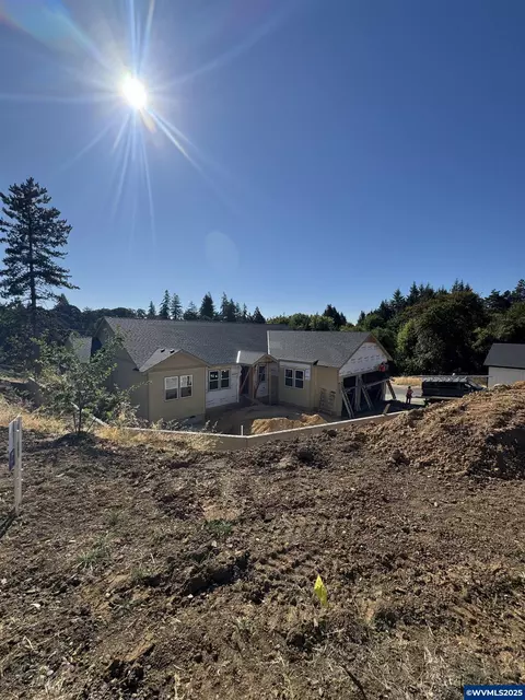 1591 Kallie Pl NW, Albany, OR 97321