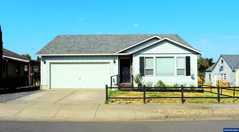 1220 47th Ave, Sweet Home, OR 97386