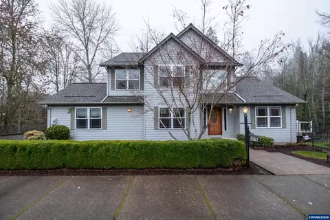 2367 Wilark Dr NW, Salem, OR 97304