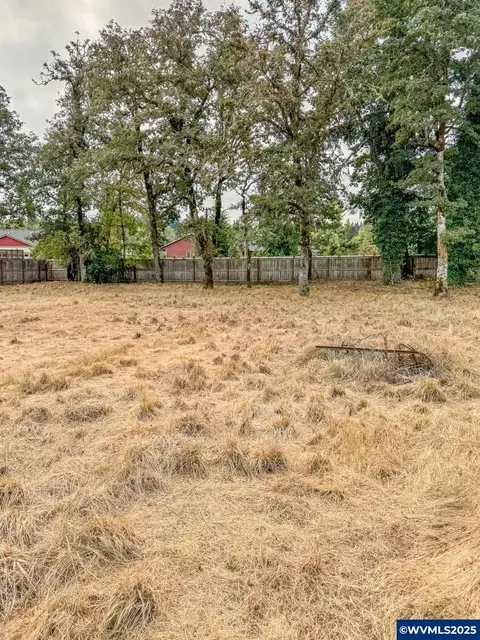 1202 Green River Road, Sweet Home, OR 97386