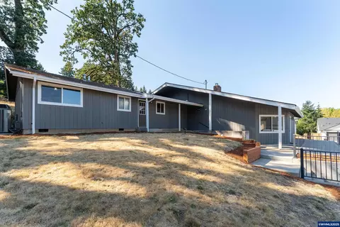 990 Pippa Ln, Philomath, OR 97370