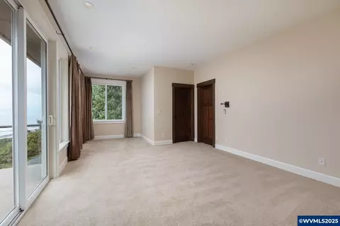 Bedroom - 5355 Haystack Dr, Neskowin, OR 97149 photo 8 of 9