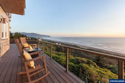 View/Area - 5355 Haystack Dr, Neskowin, OR 97149 photo 2 of 5