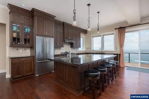 Kitchen - 5355 Haystack Dr, Neskowin, OR 97149 photo 1 of 4