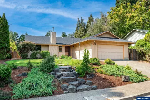 4150 NW Tamarack Dr, Corvallis, OR 97330