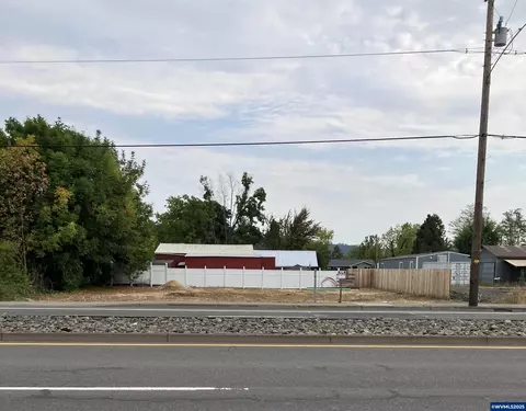 1717 Main St, Philomath, OR 97370
