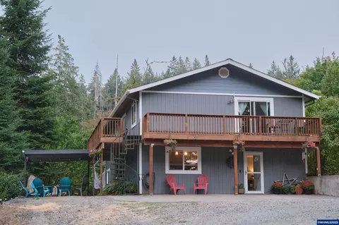 38174 Franklin Butte Rd, Scio, OR 97374