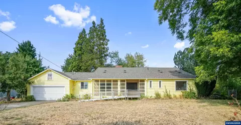 521 Chemawa Rd N, Keizer, OR 97303