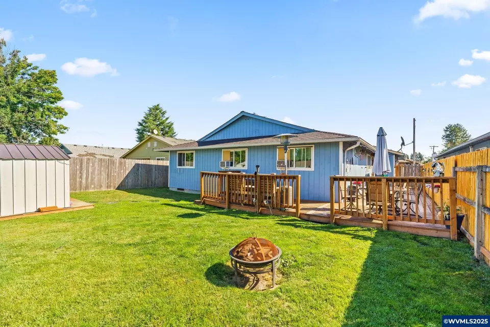 Exterior - 3746 Tudor Way, Albany, OR 97322 photo 8 of 9