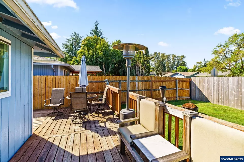 Exterior - 3746 Tudor Way, Albany, OR 97322 photo 6 of 9