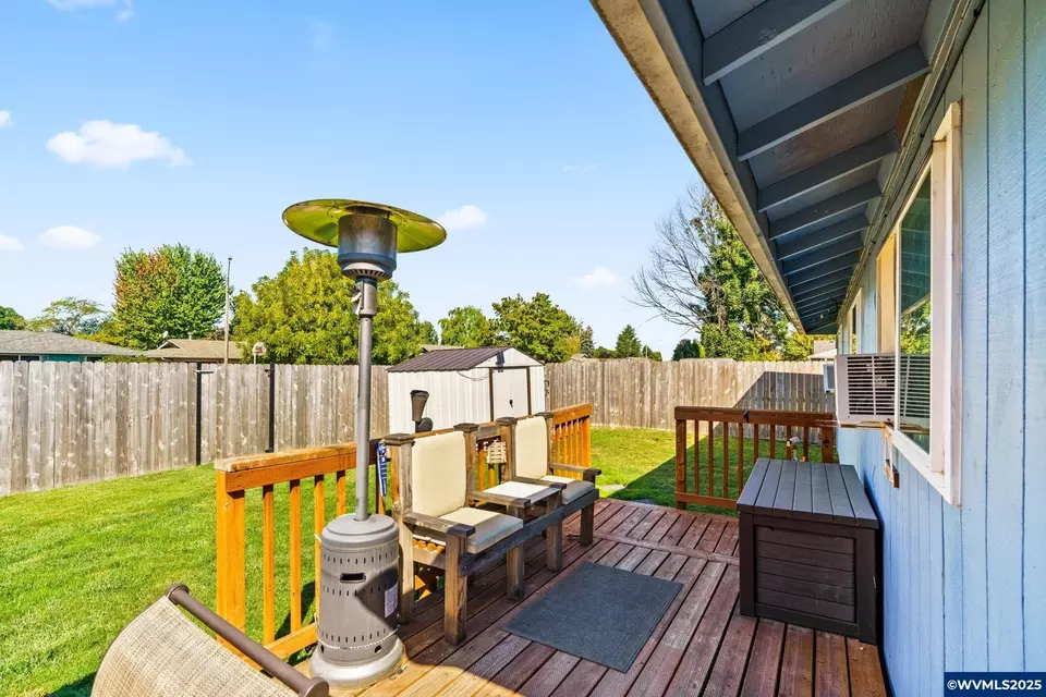 Exterior - 3746 Tudor Way, Albany, OR 97322 photo 5 of 9