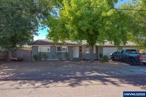 2000 SE Thurston St, Albany, OR 97322