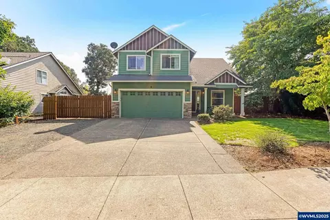 923 SW Sequoia Ln, Dallas, OR 97338
