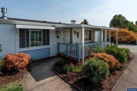 2120 Robins Ln SE # 111, Salem, OR 97306