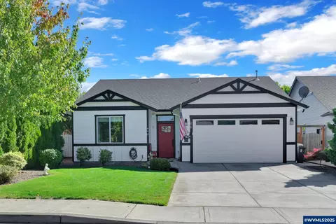 278 SW Applegate Trail Dr, Dallas, OR 97338