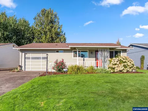1075 Princeton Rd, Woodburn, OR 97071