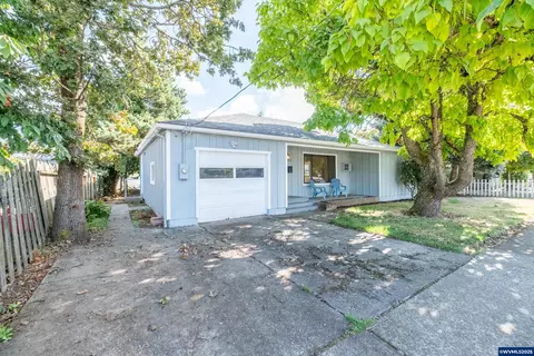875 S 5th St, Lebanon, OR 97355