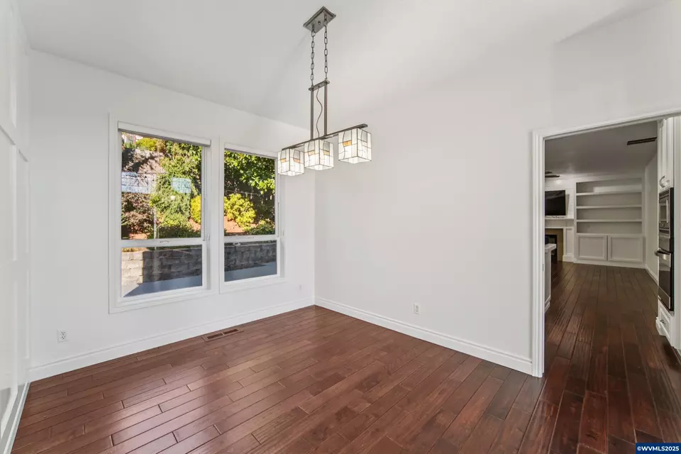 Other - 585 Harbourtown Ct SE, Salem, OR 97306 photo 2 of 11