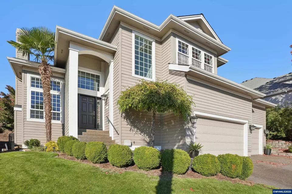 Exterior - 585 Harbourtown Ct SE, Salem, OR 97306 photo 2 of 7