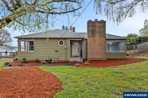900 Cascade Dr NW, Salem, OR 97304