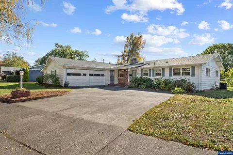 4196 Ward Dr NE, Salem, OR 97305