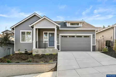 518 Sarah Renee Ave SE, Salem, OR 97306