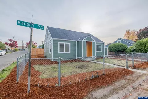 2194 Vaughn Ave NE, Salem, OR 97301