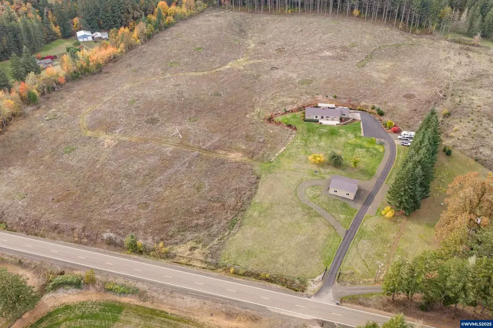 View/Area - 16000 Airlie Rd, Monmouth, OR 97361 photo 4 of 5