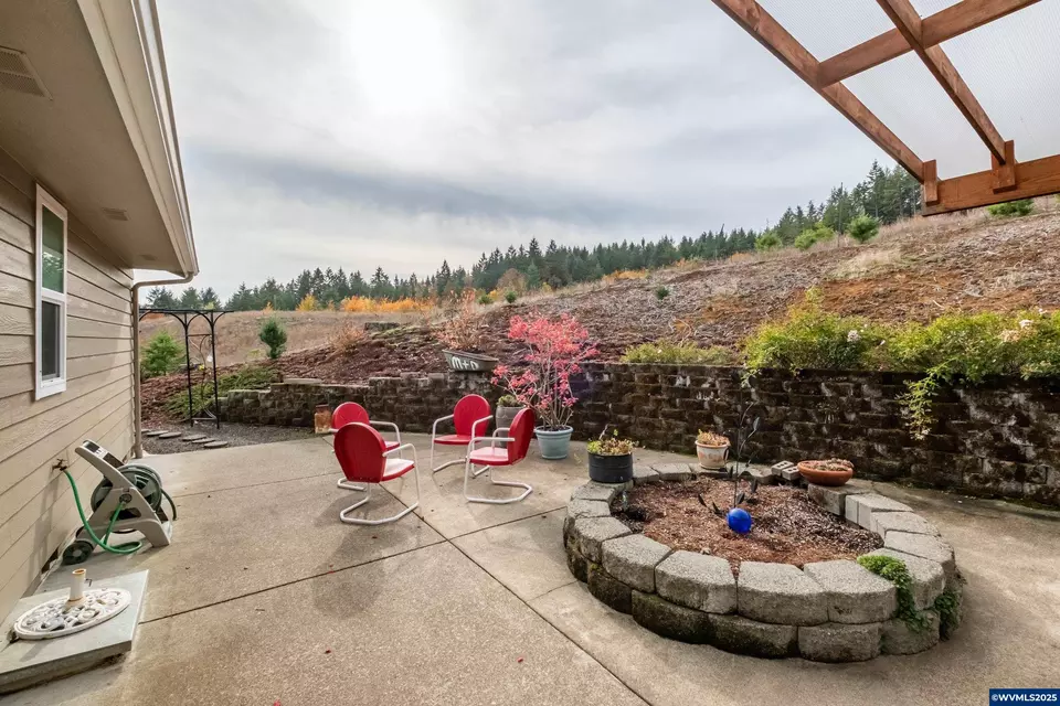 Exterior - 16000 Airlie Rd, Monmouth, OR 97361 photo 11 of 13