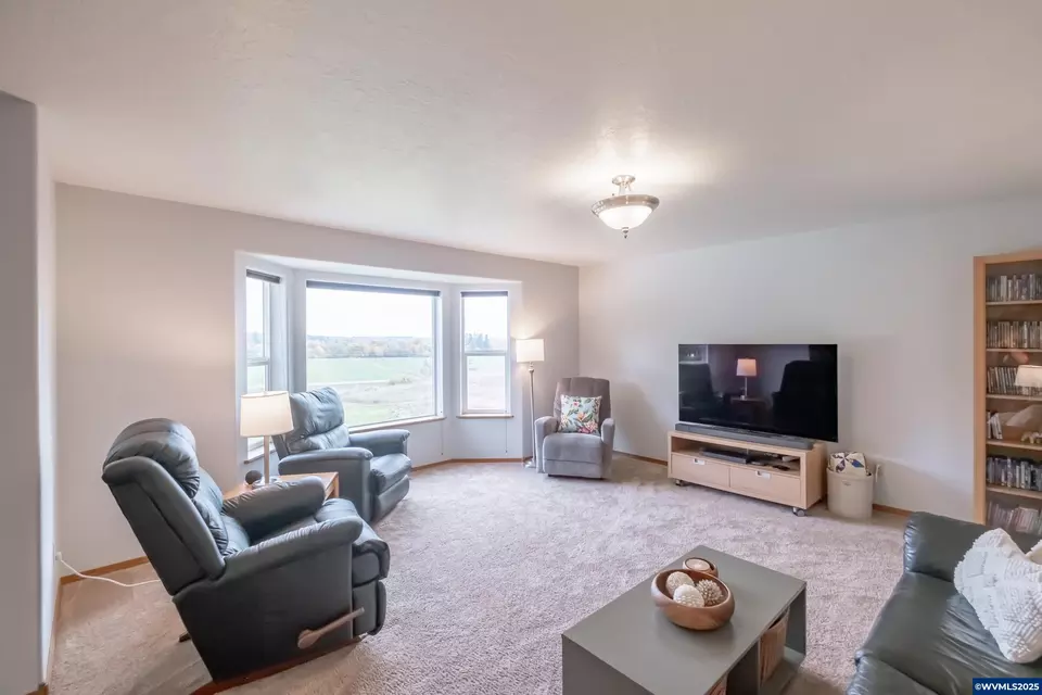 Living - 16000 Airlie Rd, Monmouth, OR 97361 photo 3 of 3
