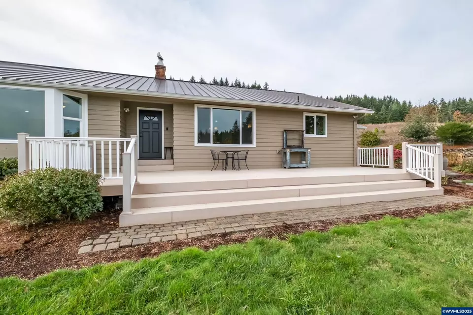 Exterior - 16000 Airlie Rd, Monmouth, OR 97361 photo 5 of 13