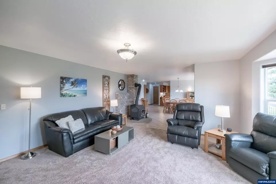 Living - 16000 Airlie Rd, Monmouth, OR 97361 photo 2 of 3