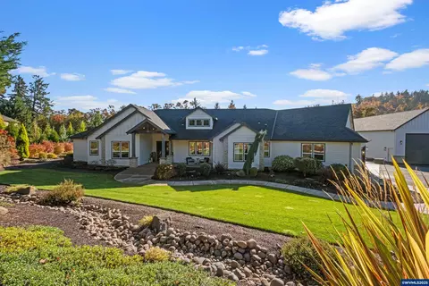 8478 Valley Way SE, Turner, OR 97392