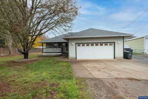 1417 47th Ave, Sweet Home, OR 97386