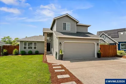2109 N Valeri Dr, Newberg, OR 97132
