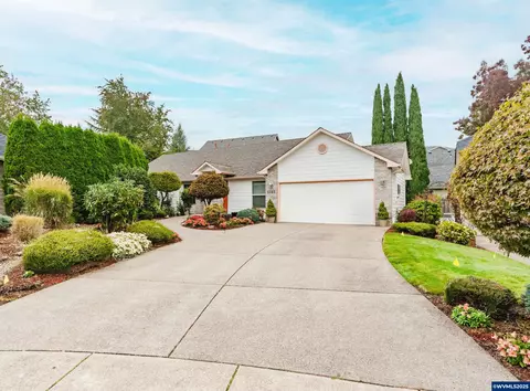 6683 Brookhollow Ct NE, Keizer, OR 97303