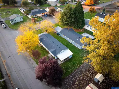 521 523 Walnut St, Independence, OR 97351 photo 1