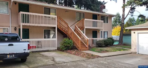 2151 National Ct SE, Salem, OR 97306