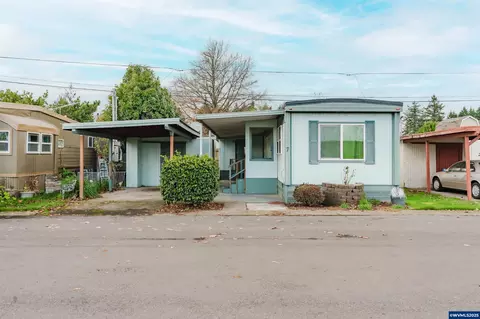 4882 Lancaster Dr NE #7, Salem, OR 97305