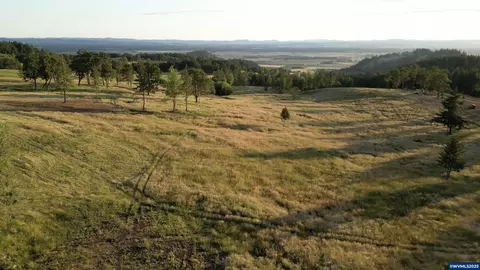 Mount Tom Lot 1 Dr, Harrisburg, OR 97446