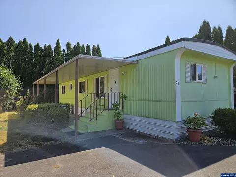 876 41st Pl NE #31, Salem, OR 97301