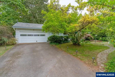 3895 Stanley Ln S, Salem, OR 97302