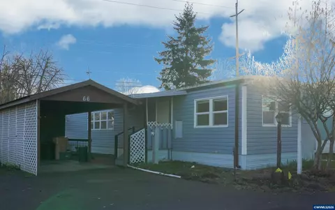 2796 S Main St #66, Lebanon, OR 97355