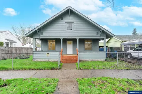 715 19th St SE, Salem, OR 97301