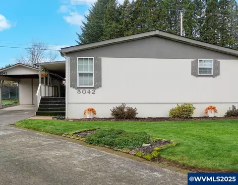 5042 Cumberland Ct #18, Salem, OR 97306